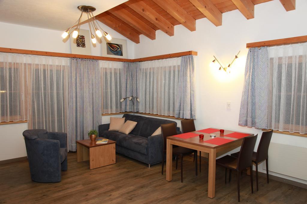 Apartment Madlaina Samnaun Kamer foto